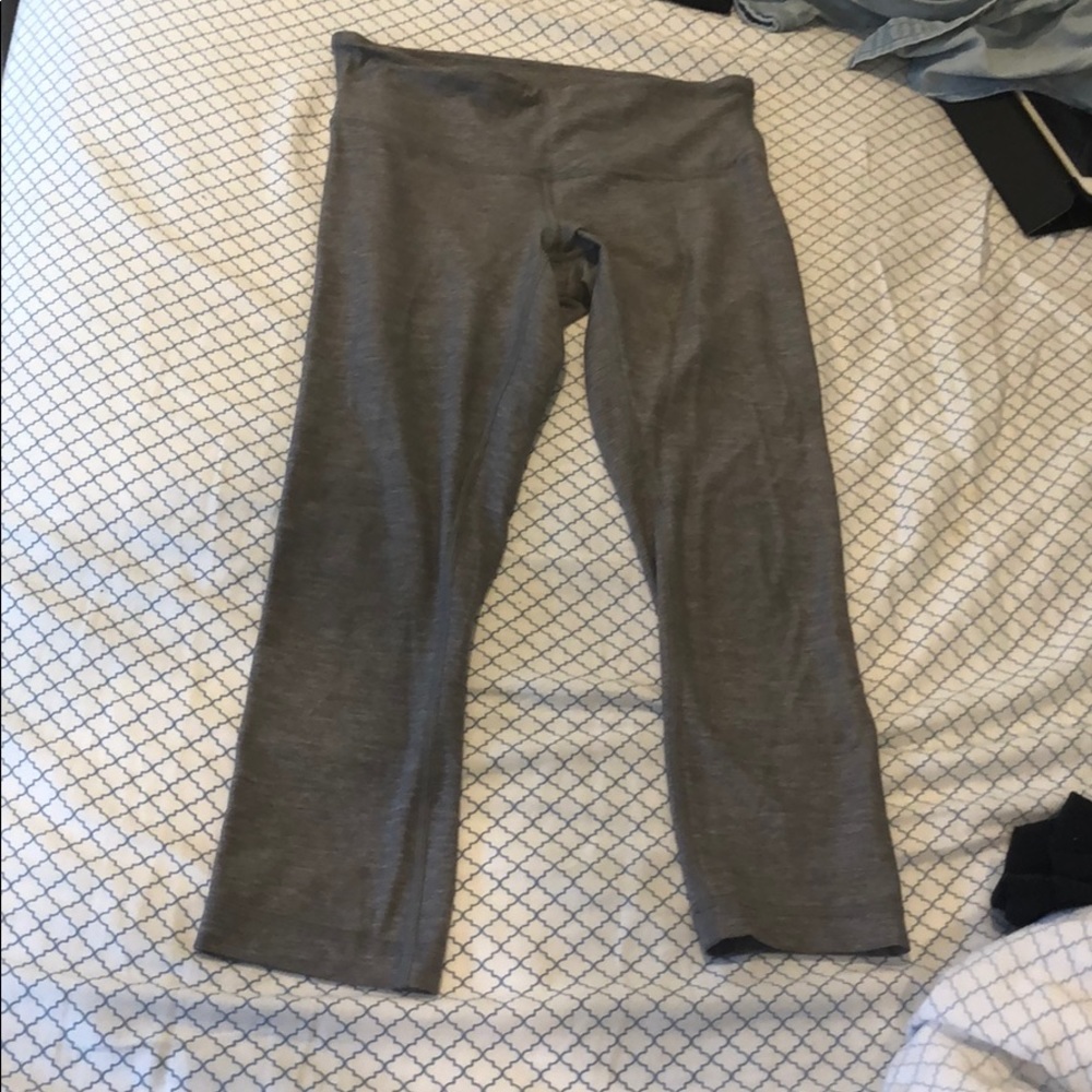 Lululemon Crop 21”
